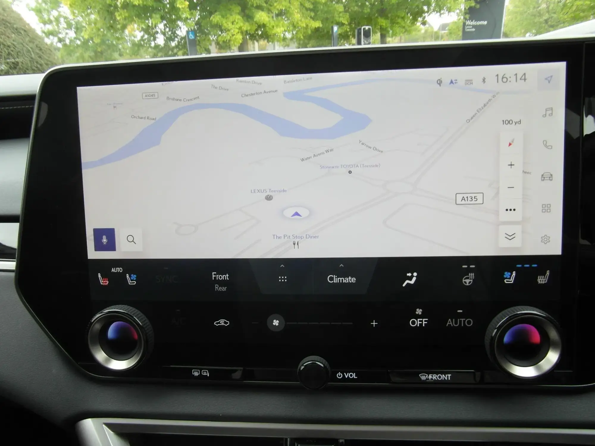 Lexus RX Plug-In Hybrid Image 40