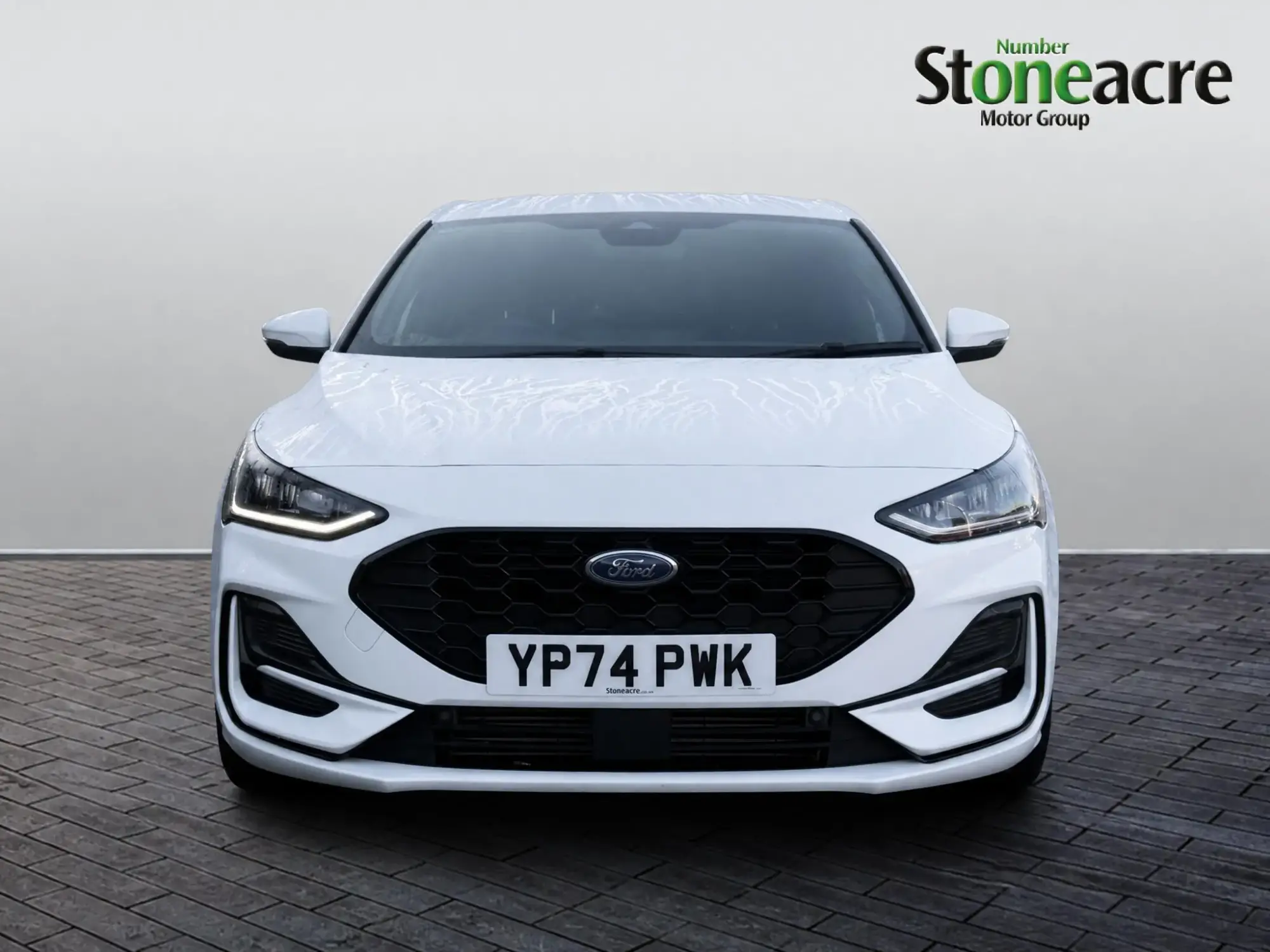 Ford Focus Image 2