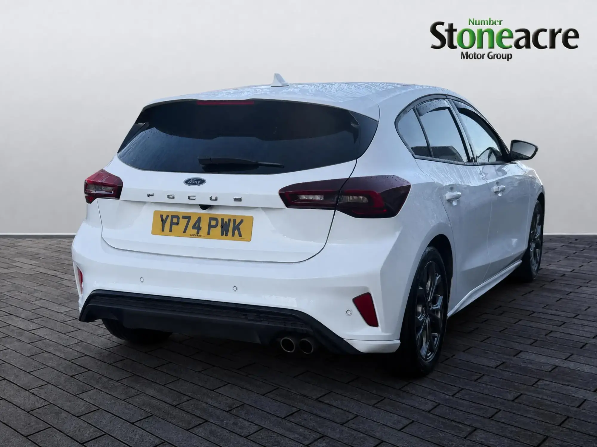 Ford Focus Image 8