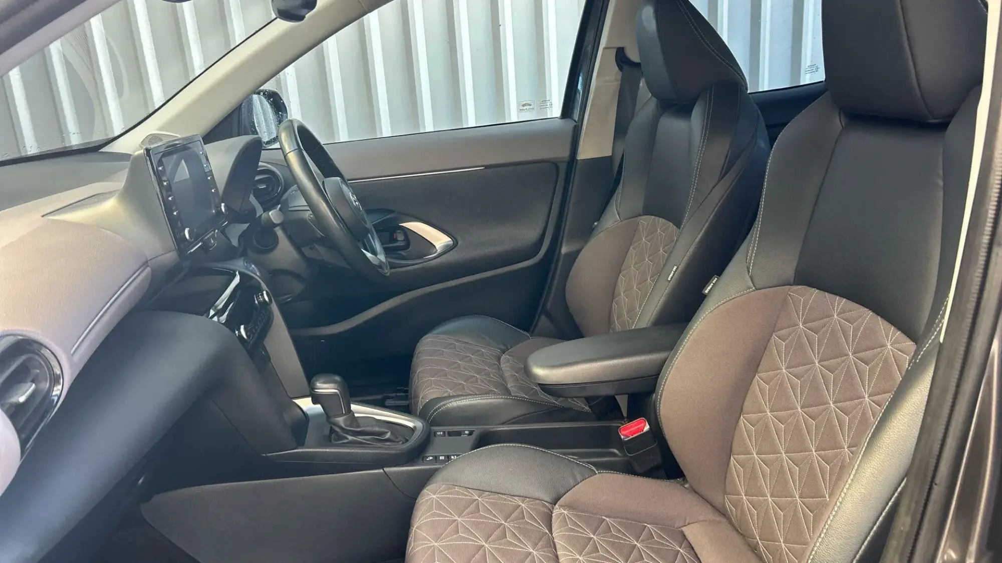Toyota Yaris Cross Hybrid Image 14 Toyota Yaris Cross Hybrid Image 14