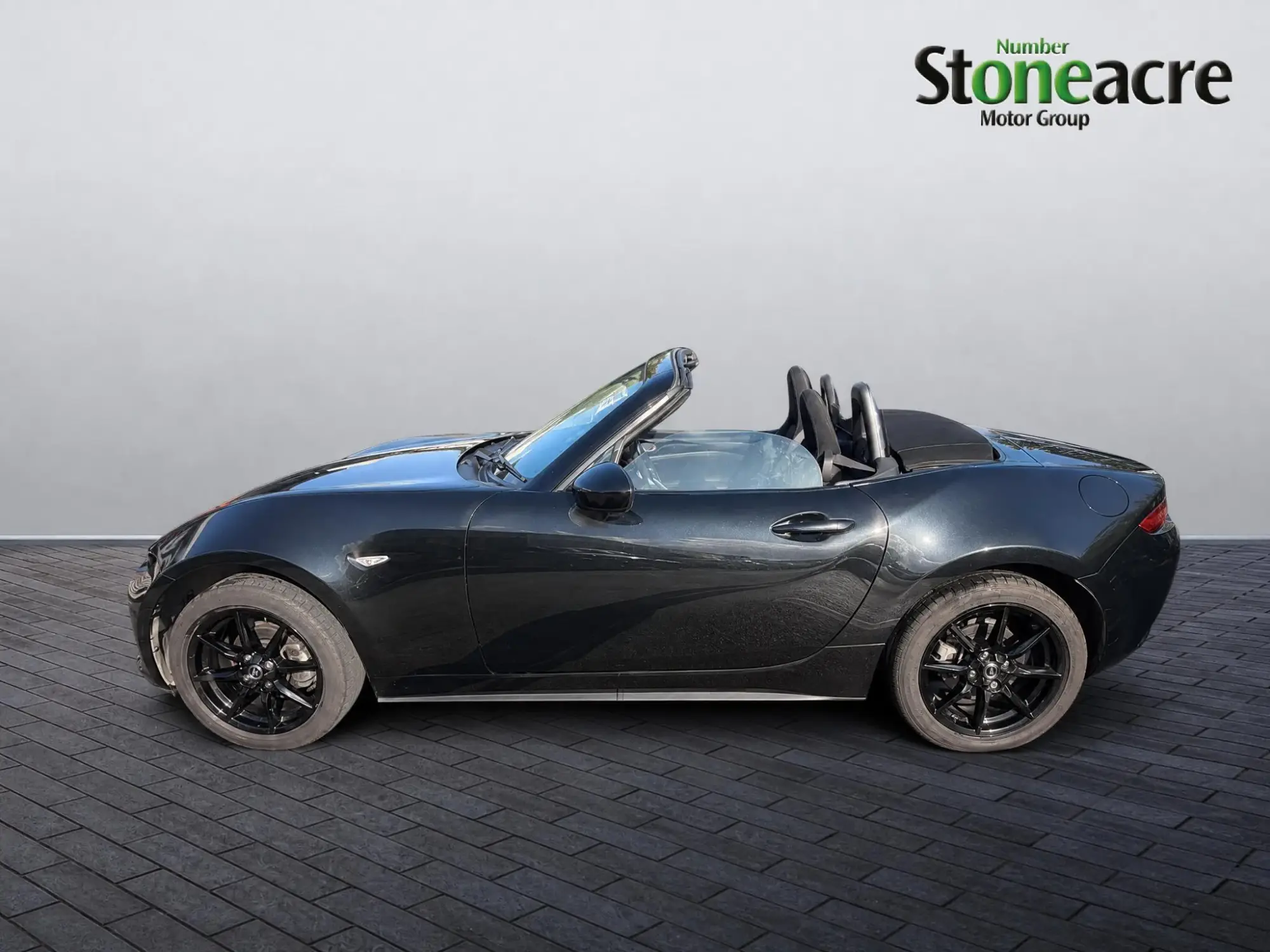 Mazda MX-5 Image 8