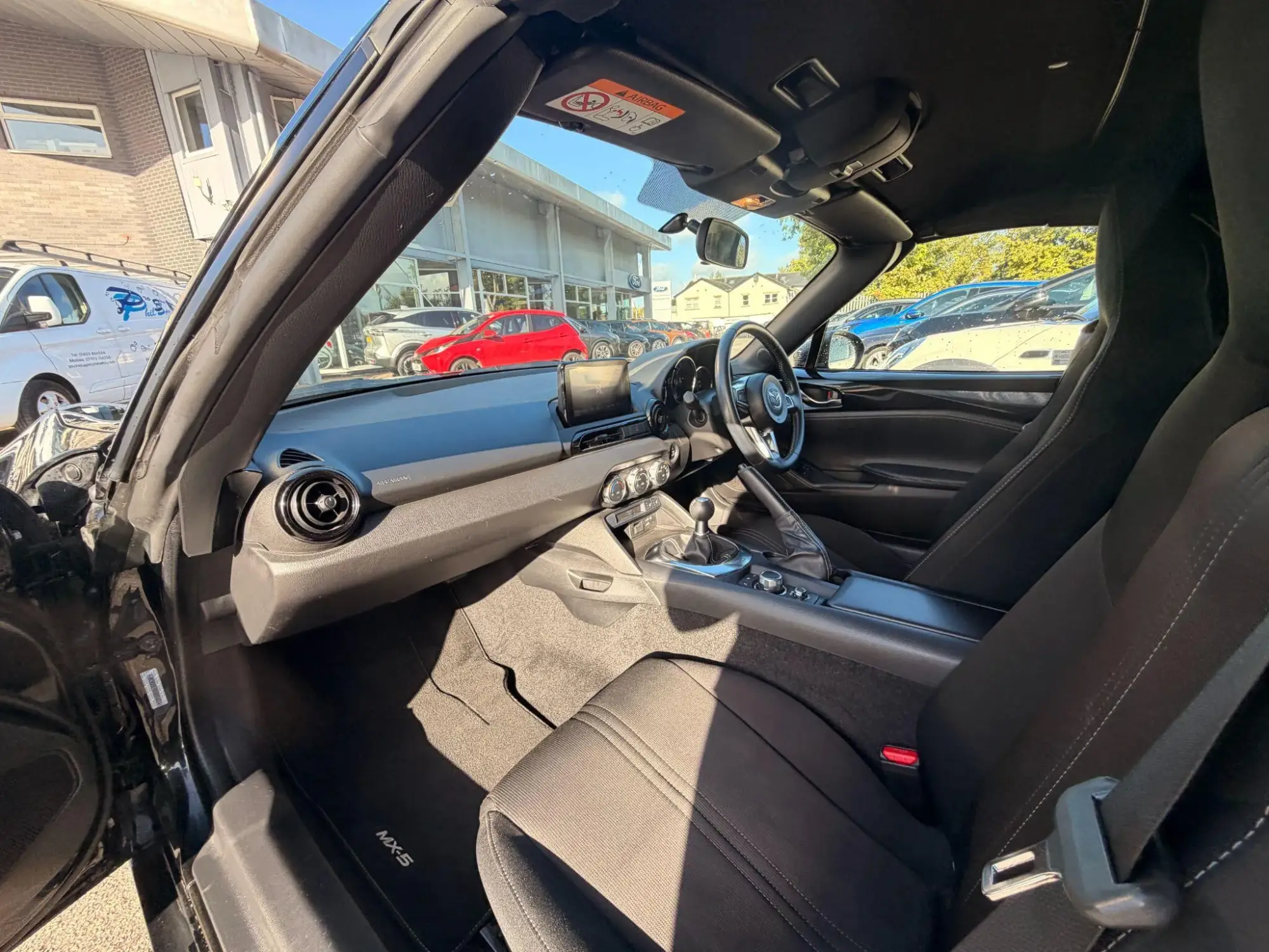 Mazda MX-5 Image 37