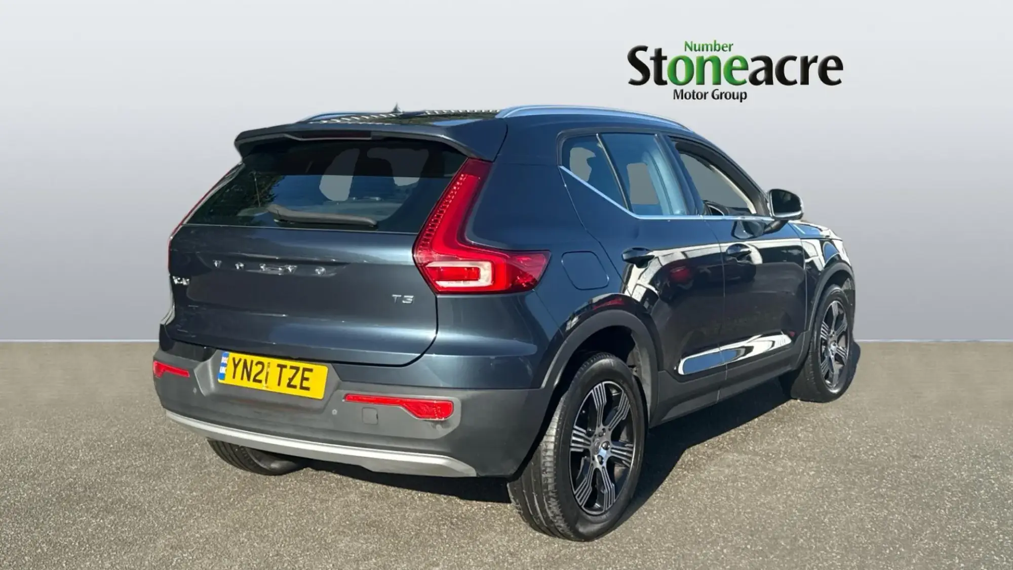 Volvo XC40 1.5 T3 [163] Inscription 5dr Geartronic YN21TZE Image 2