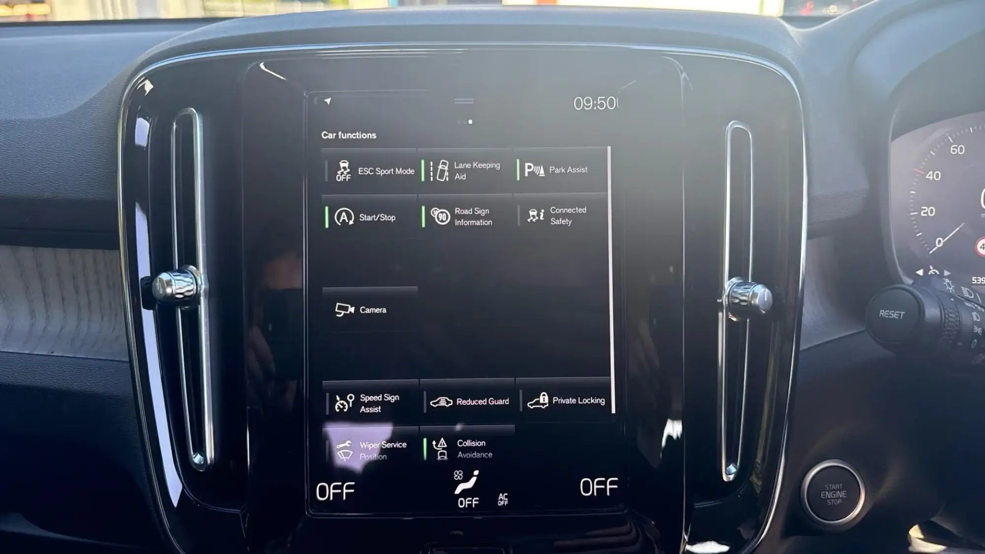 Volvo XC40 Image 12