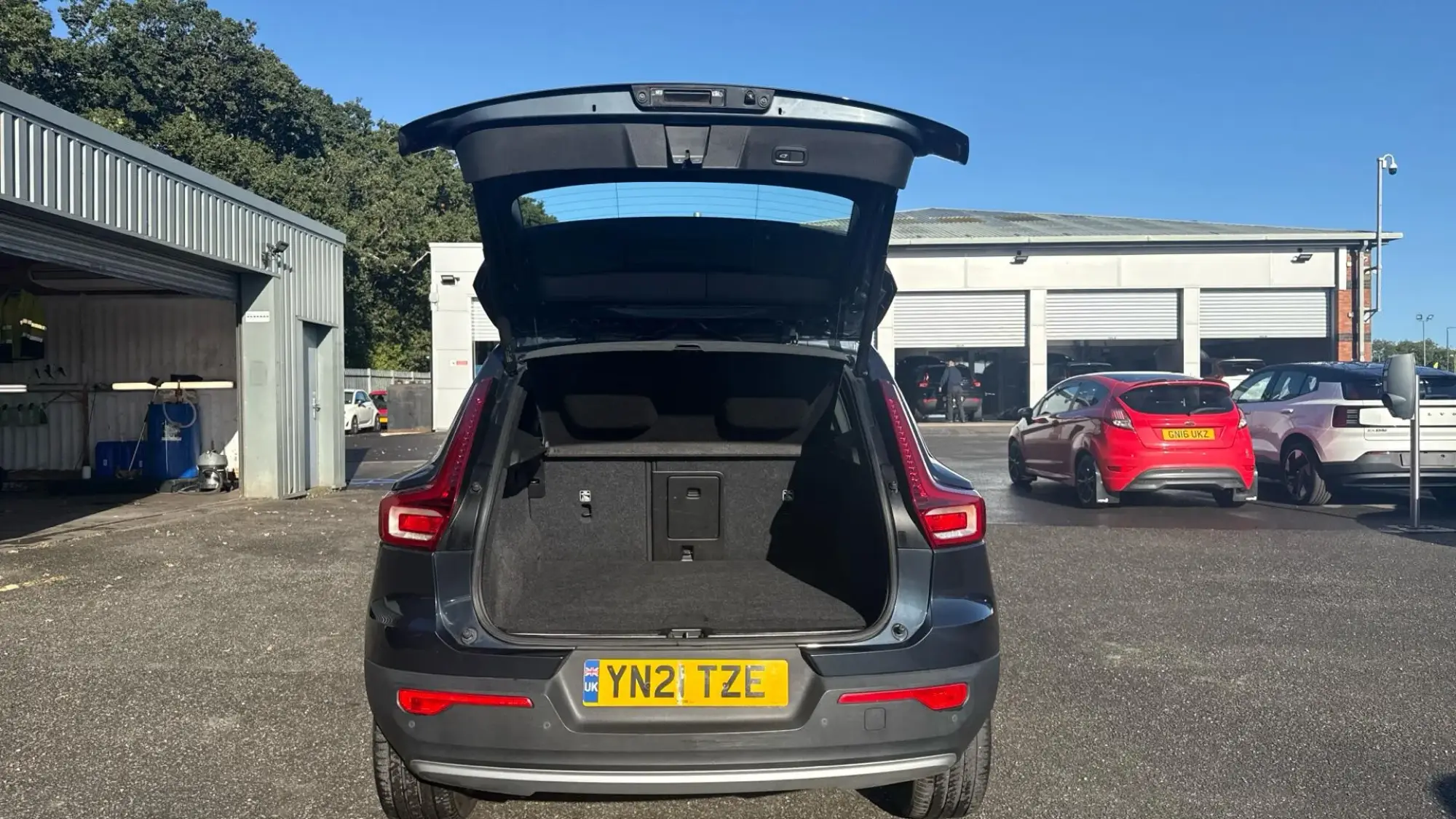 Volvo XC40 Image 13