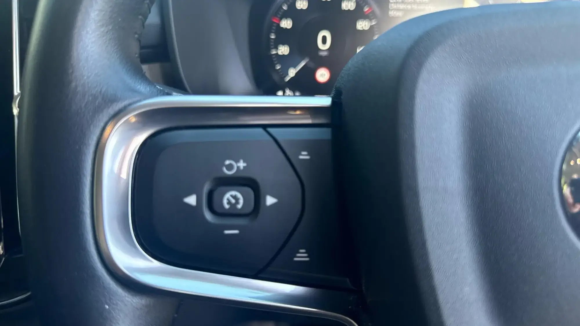 Volvo XC40 Image 21