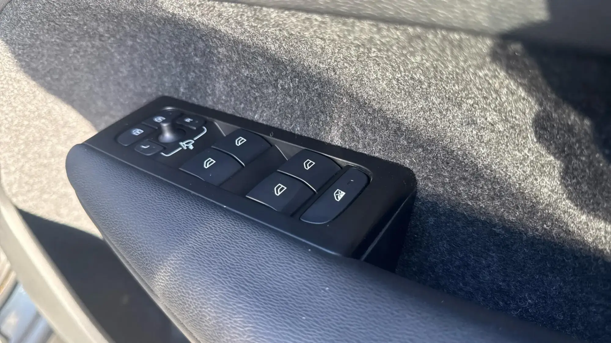 Volvo XC40 Image 24