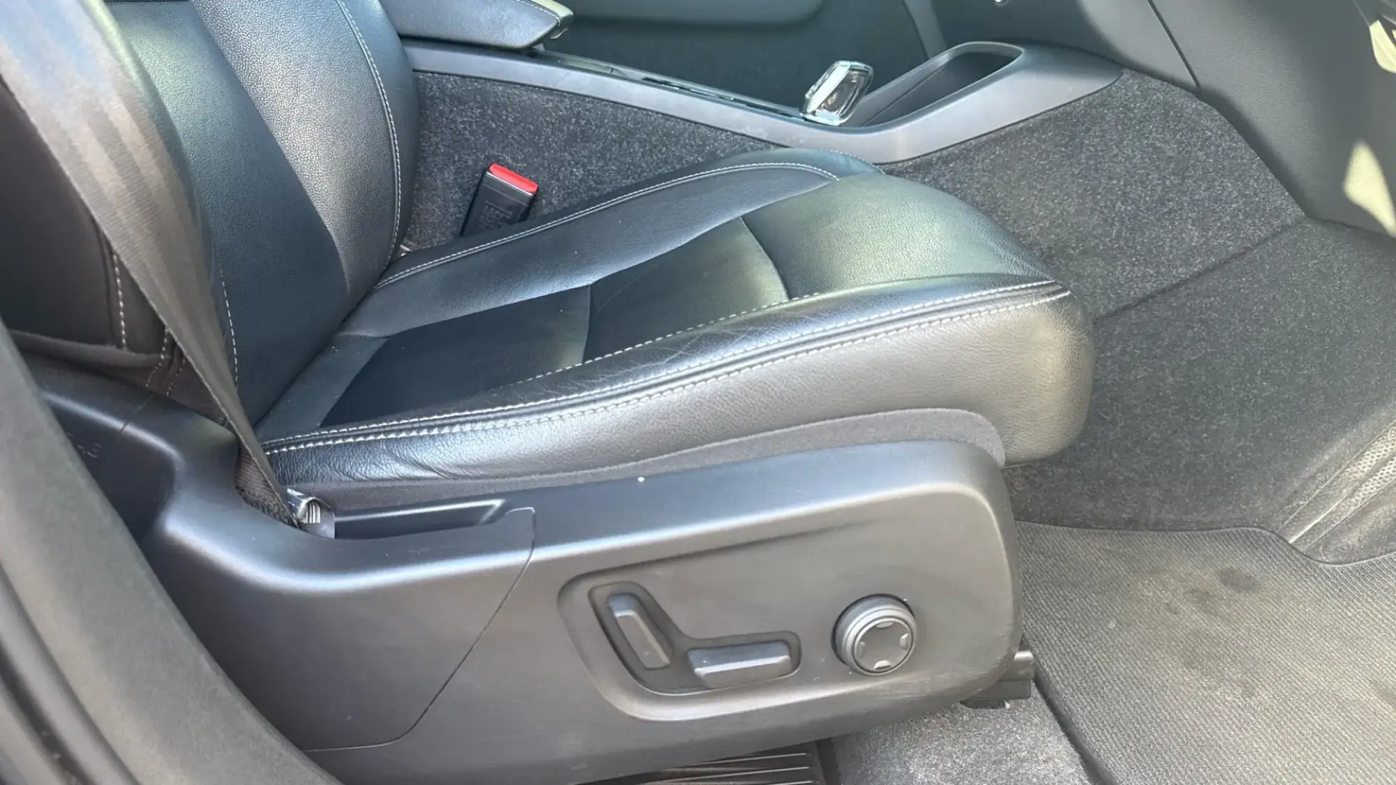Volvo XC40 Image 30