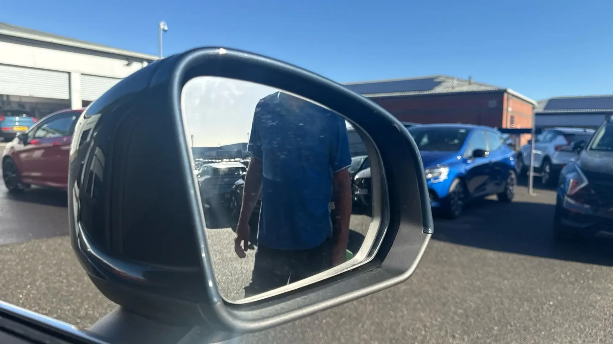Volvo XC40 Image 32