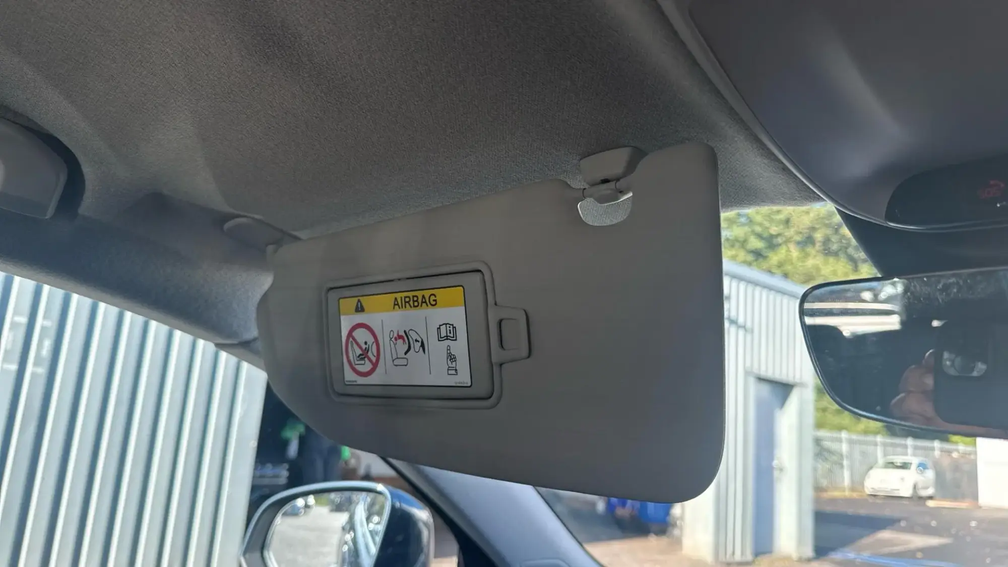 Volvo XC40 Image 40