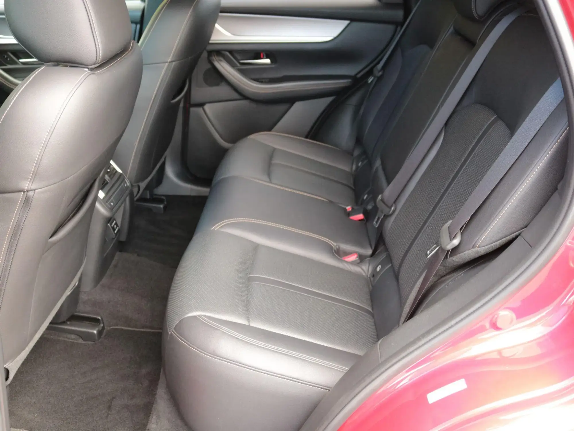 Mazda CX-60 PHEV Image 27 Mazda CX-60 PHEV Image 27