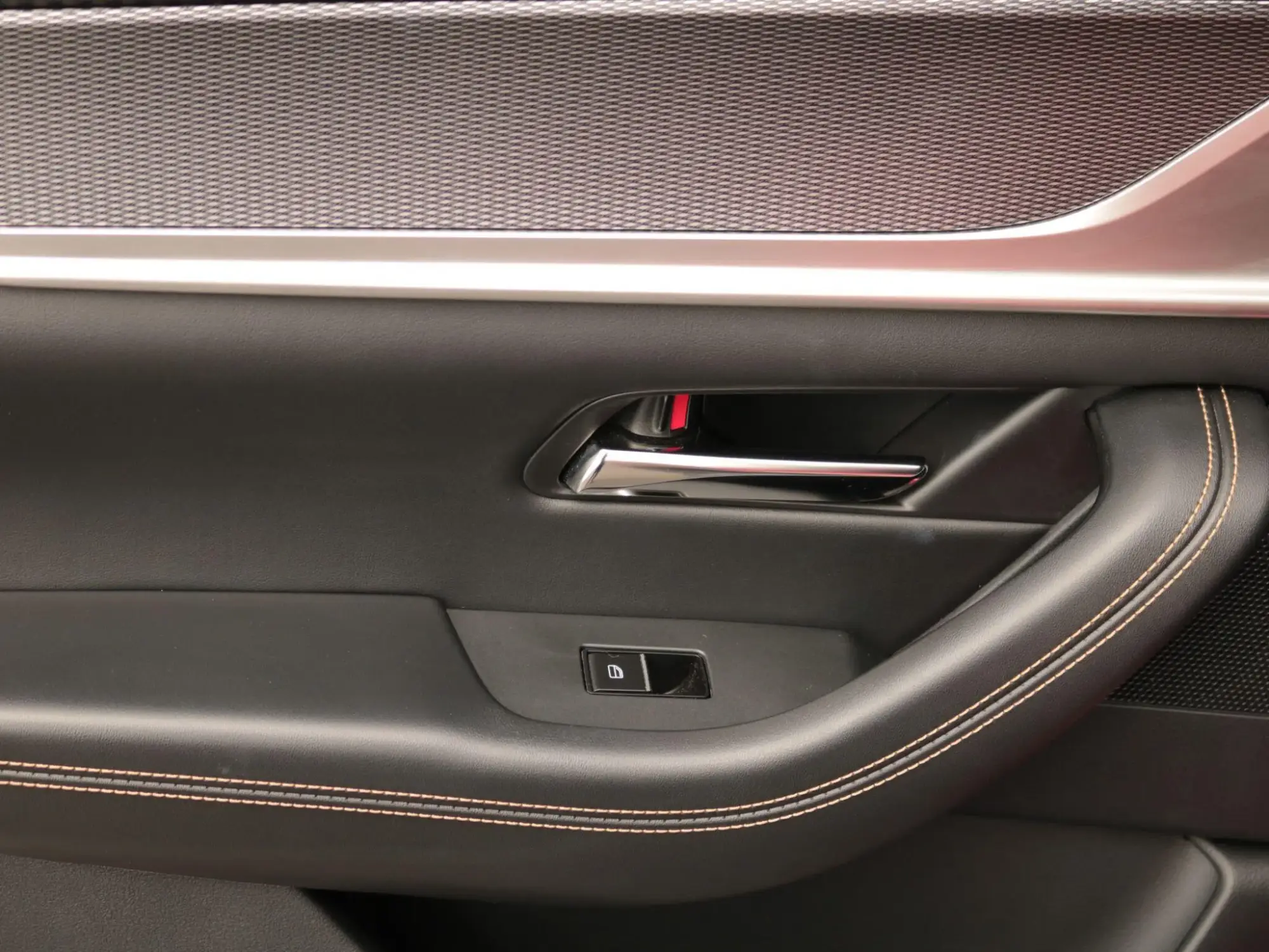 Mazda CX-60 PHEV Image 28 Mazda CX-60 PHEV Image 28