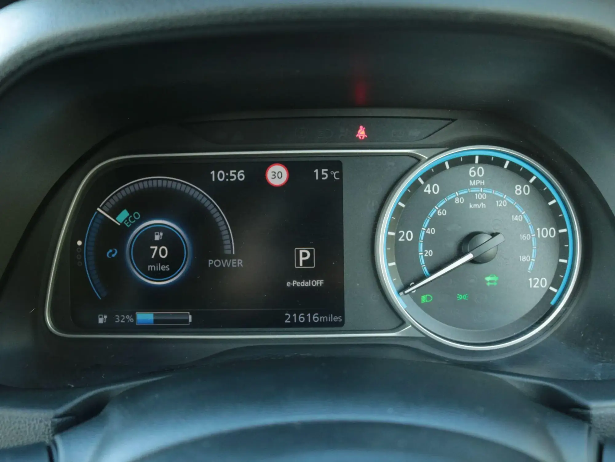 Nissan LEAF Image 13
