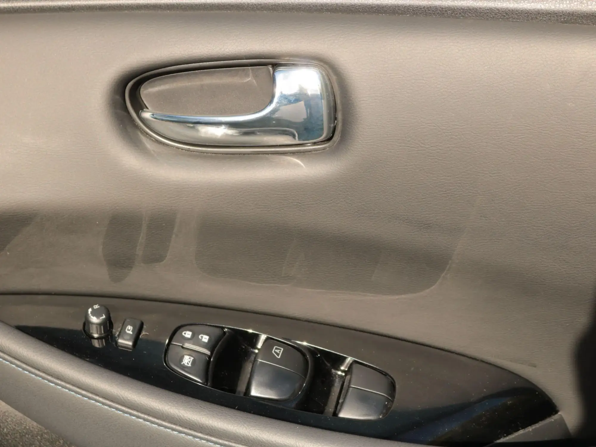 Nissan LEAF Image 25
