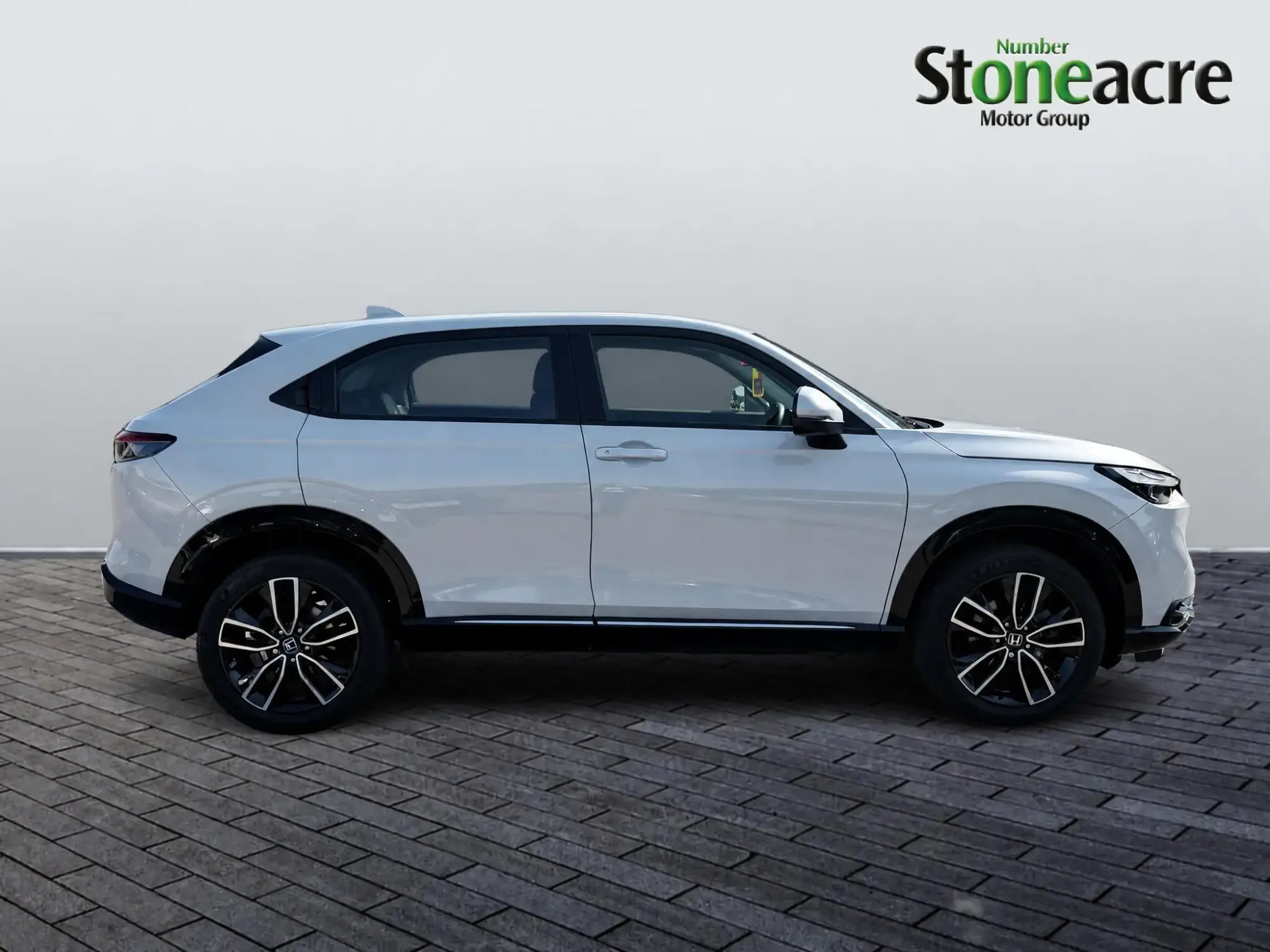 Honda HR-V Hybrid Image 2
