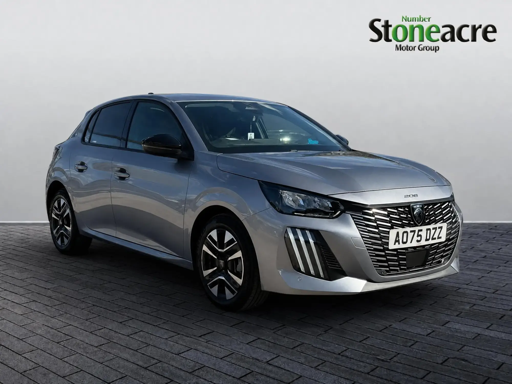 Peugeot 208 1.2 HYBRID Allure e-DSC6 Euro 6 (s/s) 5dr AO75DZZ Image 1 Peugeot 208 1.2 HYBRID Allure e-DSC6 Euro 6 (s/s) 5dr AO75DZZ Image 1