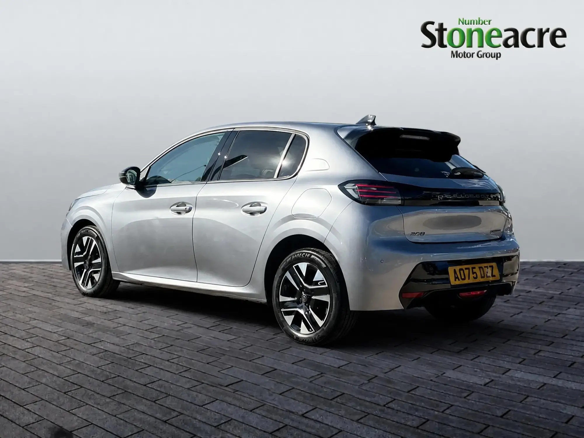 Peugeot 208 Image 5