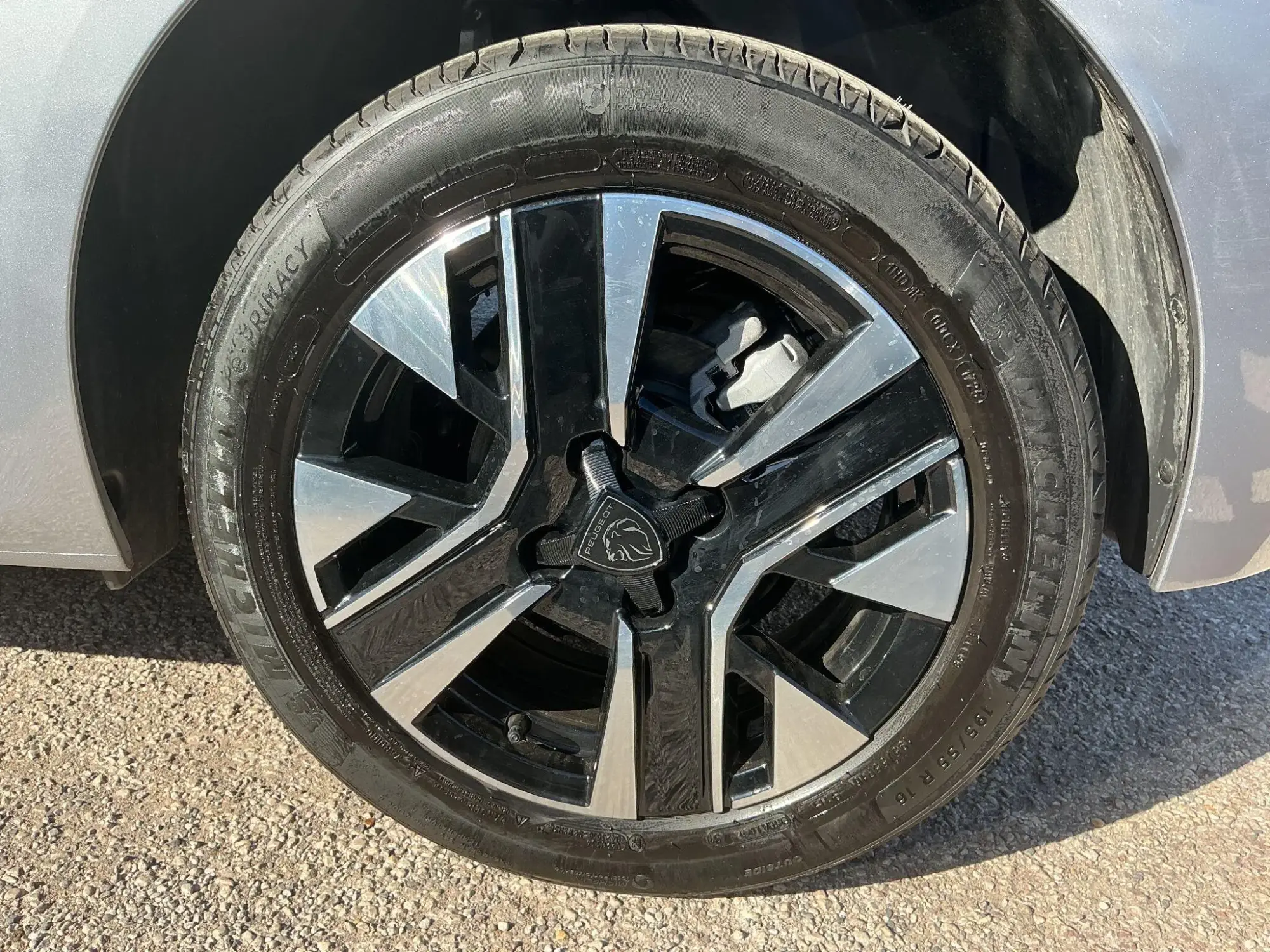 Peugeot 208 Image 22