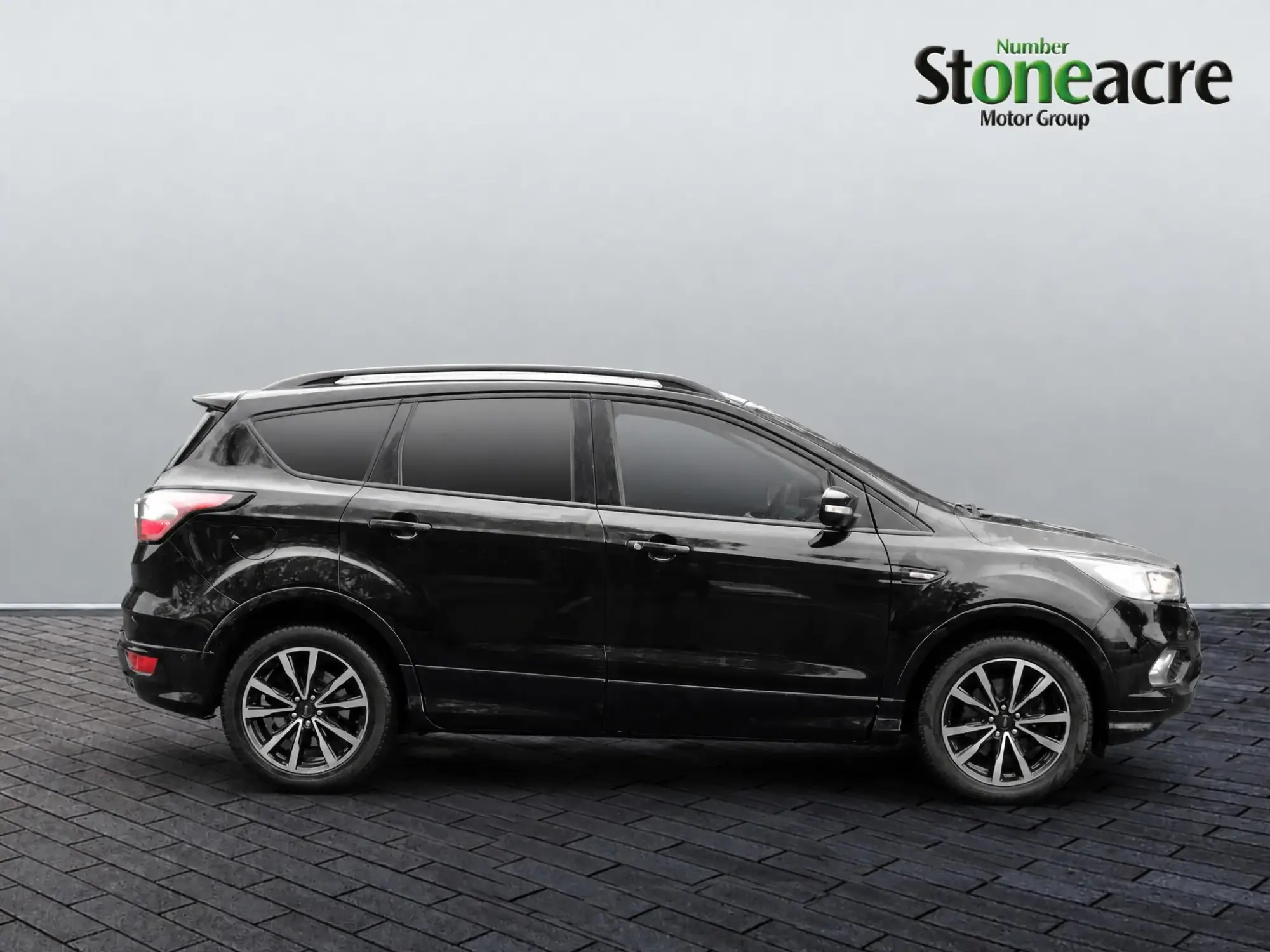 Ford Kuga Image 2