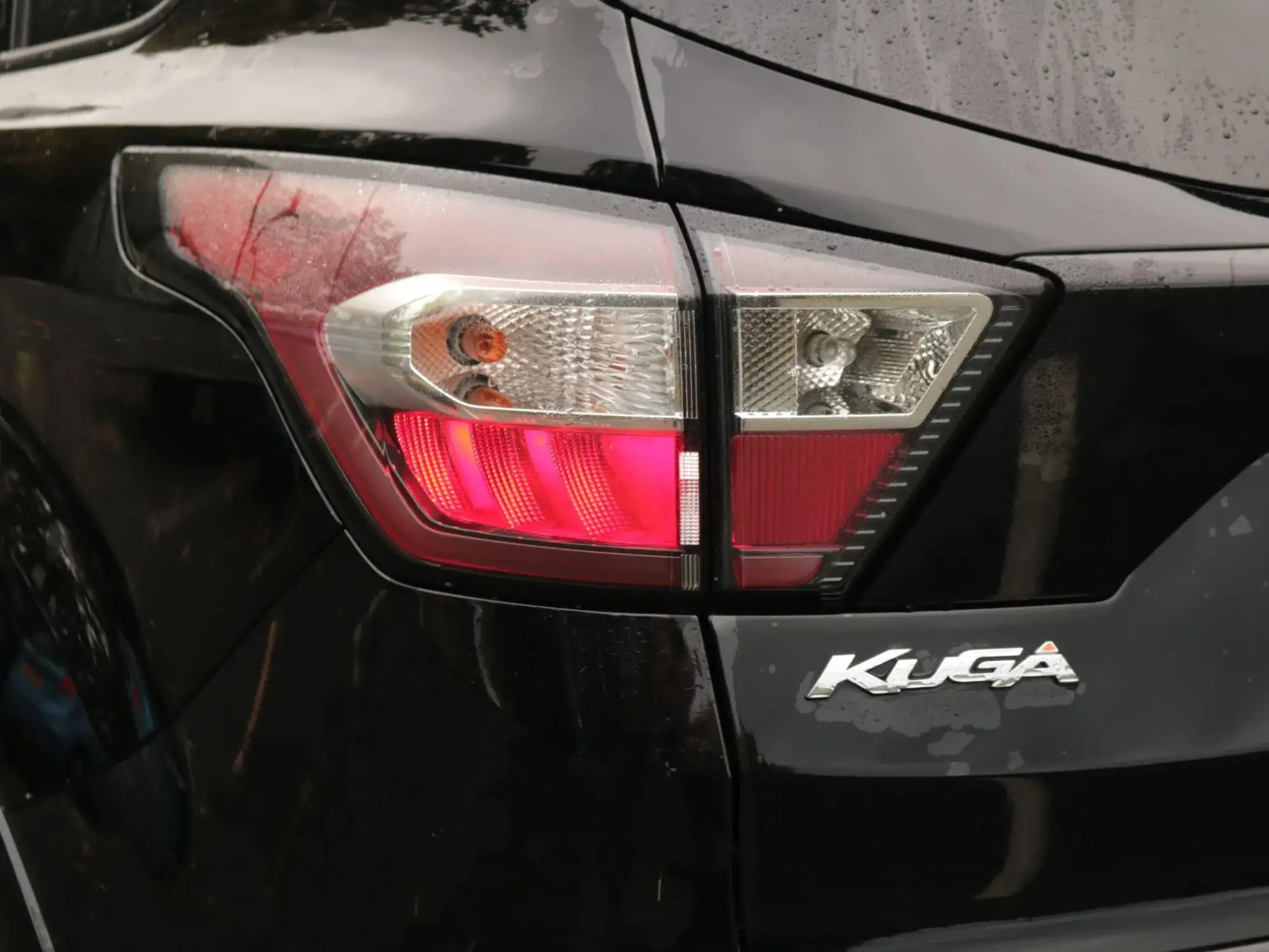 Ford Kuga Image 11