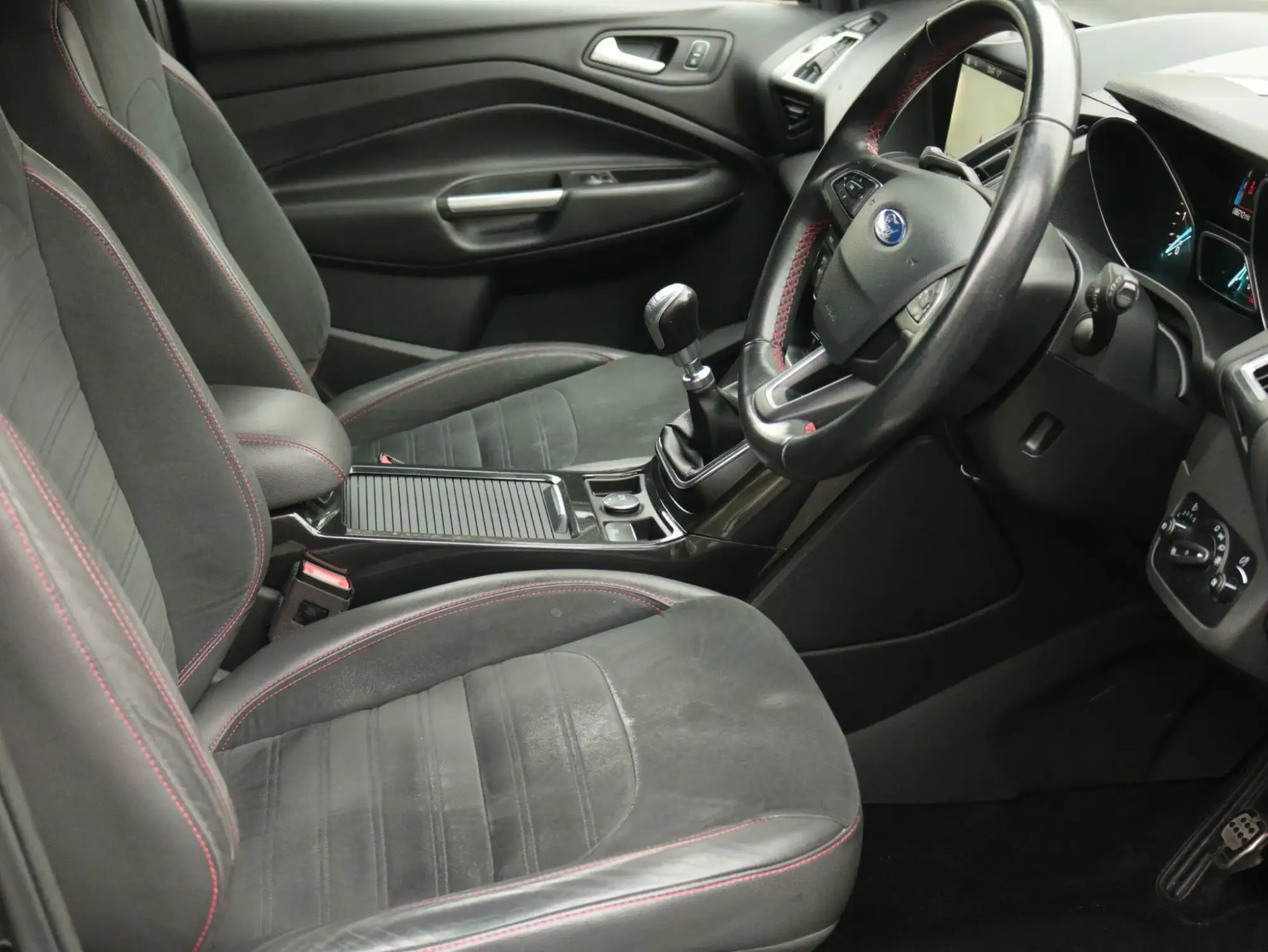 Ford Kuga Image 14