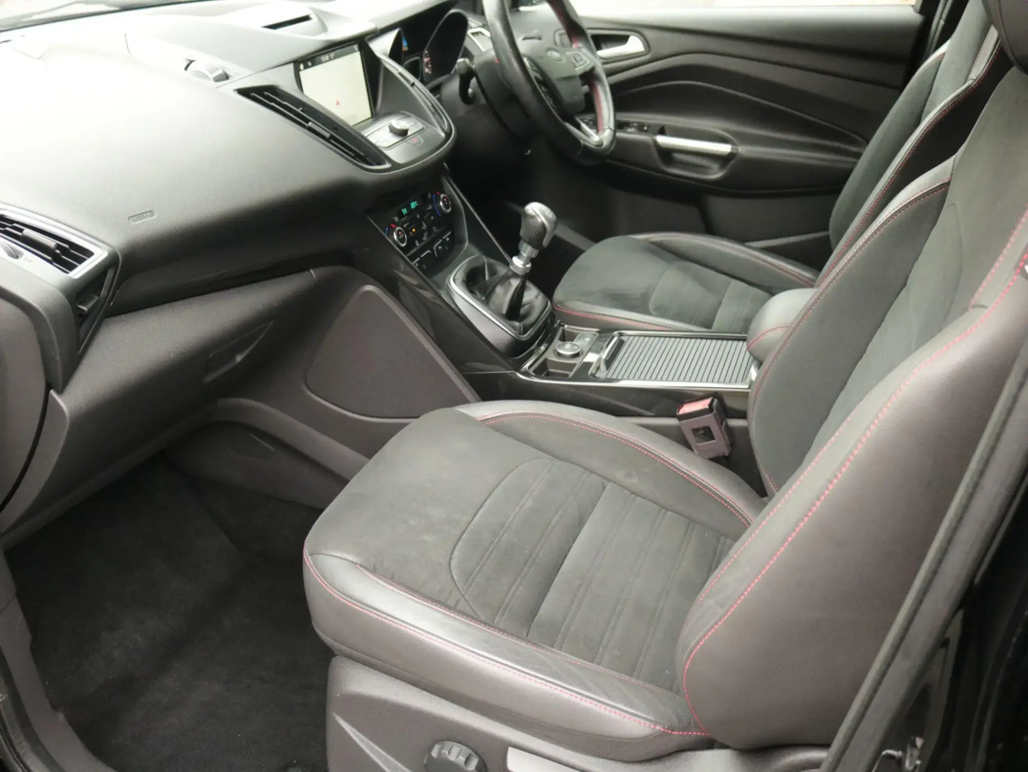 Ford Kuga Image 16