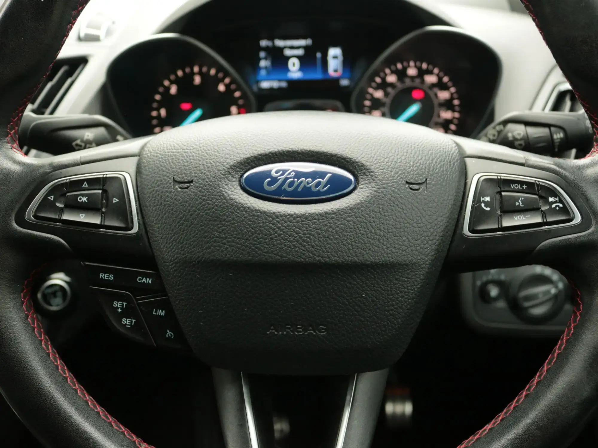Ford Kuga Image 19