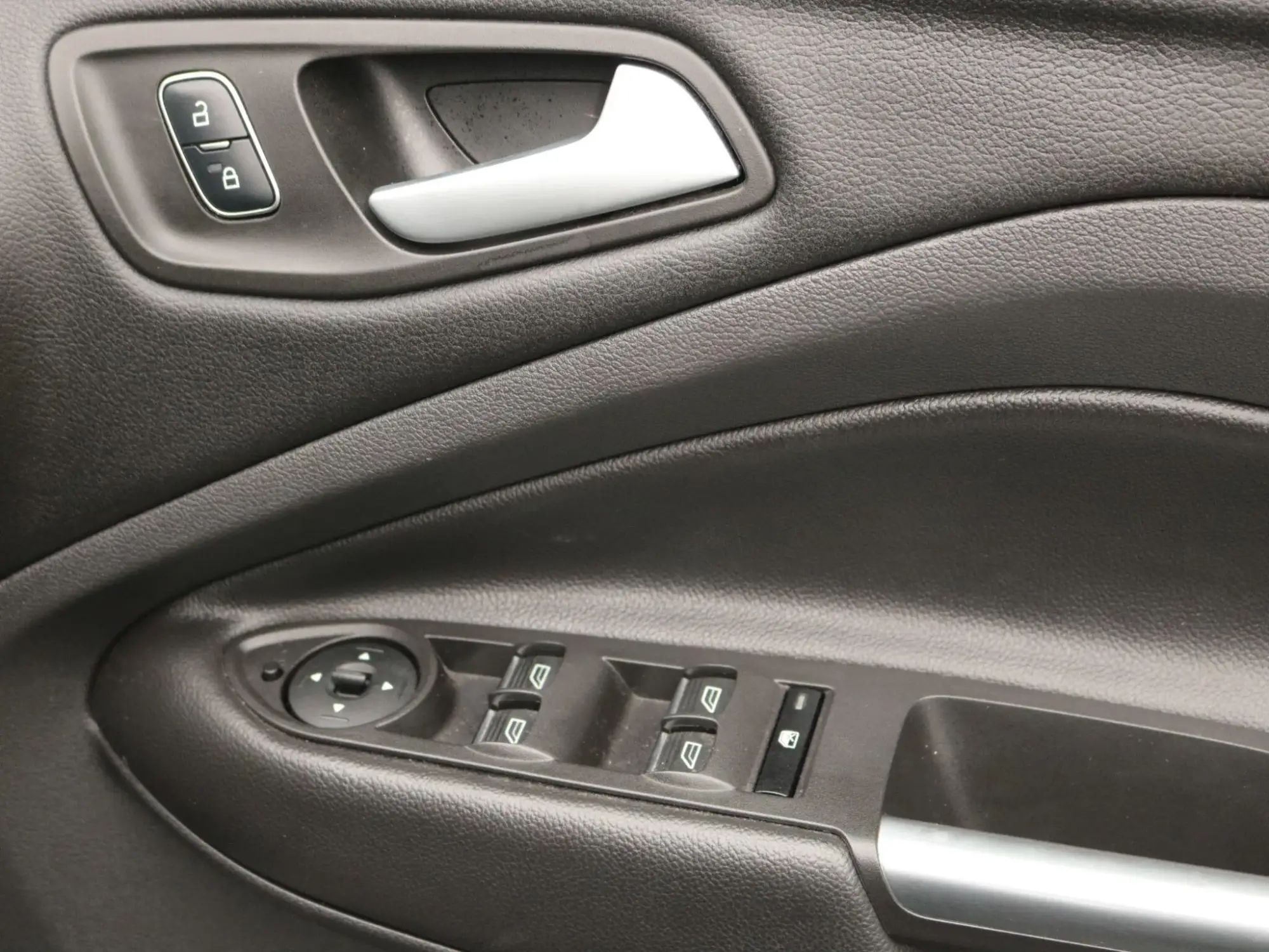 Ford Kuga Image 30