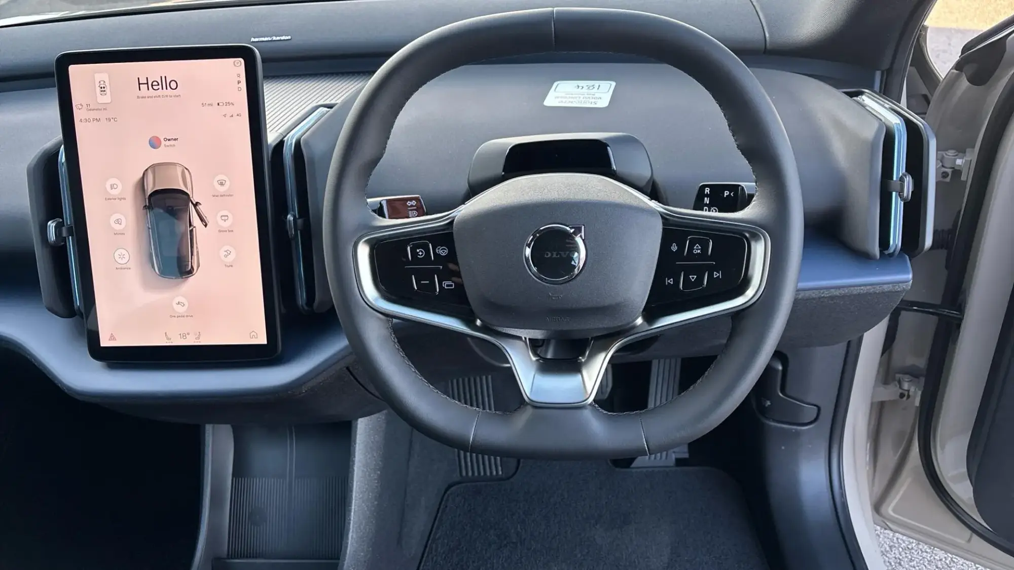 Volvo EX30 Image 30
