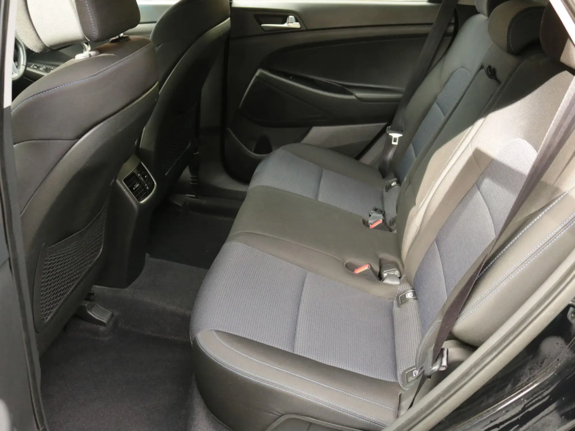 Hyundai TUCSON Image 28