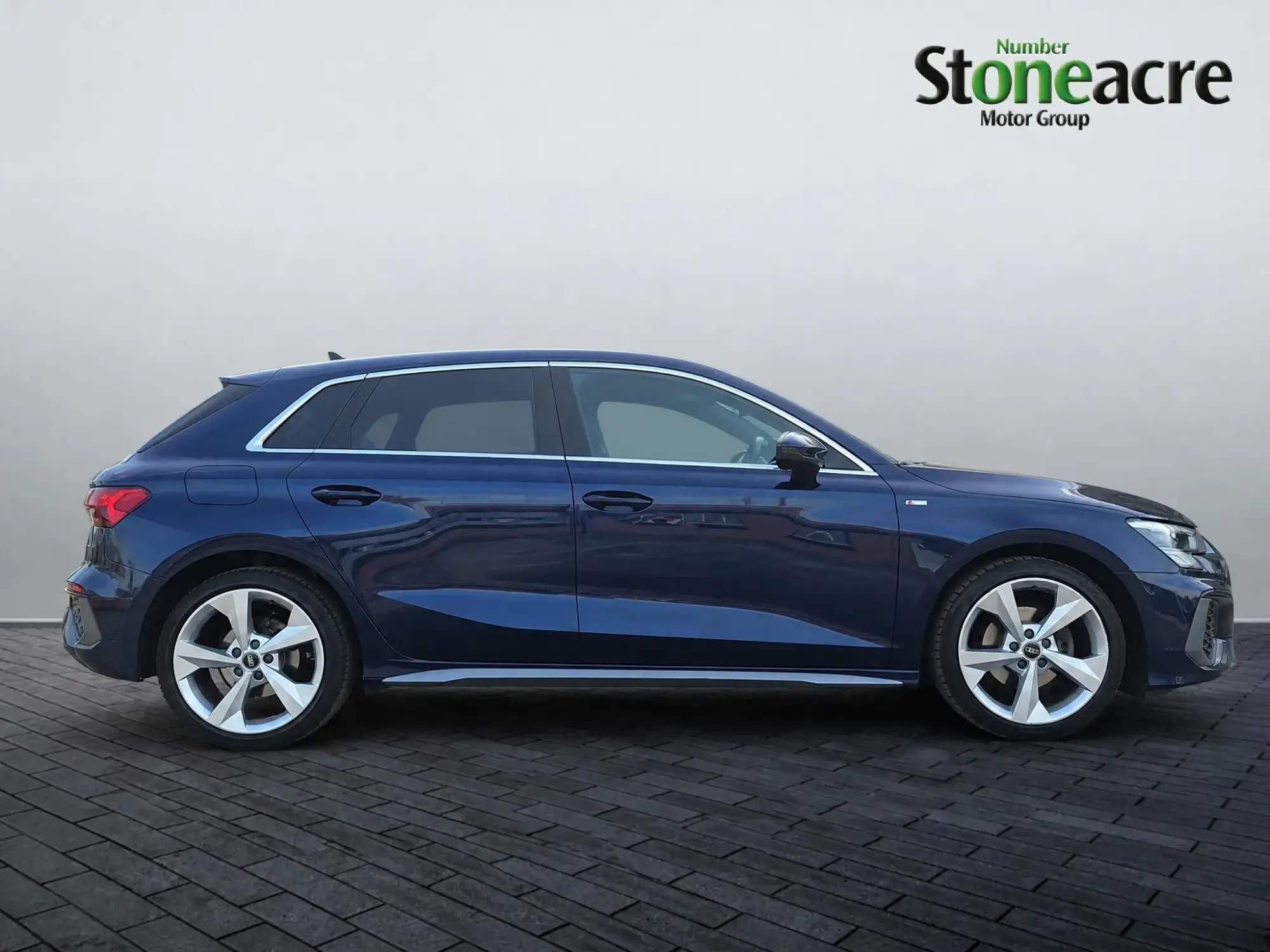 Audi A3 1.0 TFSI 30 S line Sportback Euro 6 (s/s) 5dr NJ73KOD Image 2 Audi A3 1.0 TFSI 30 S line Sportback Euro 6 (s/s) 5dr NJ73KOD Image 2