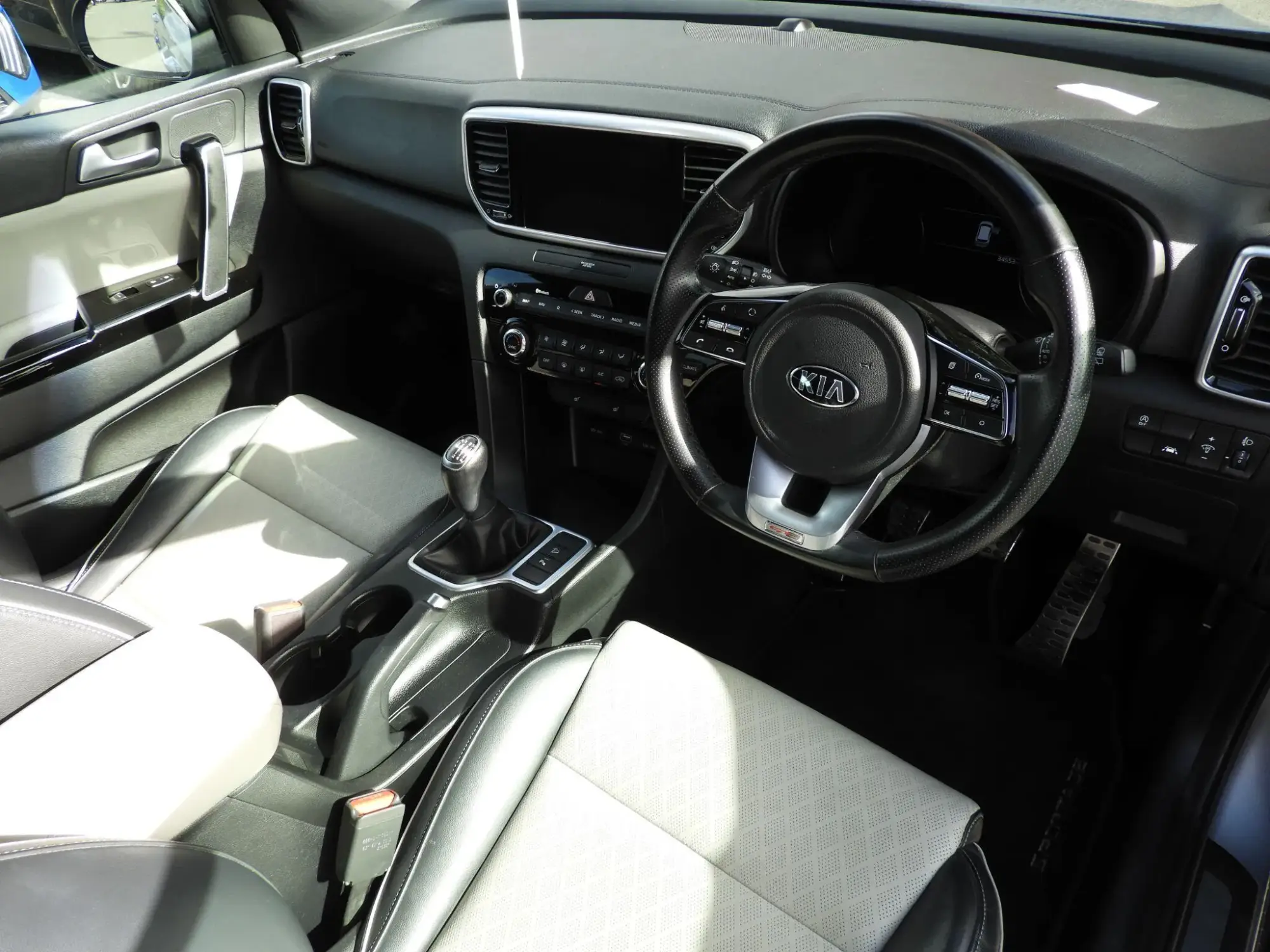 Kia Sportage Image 11