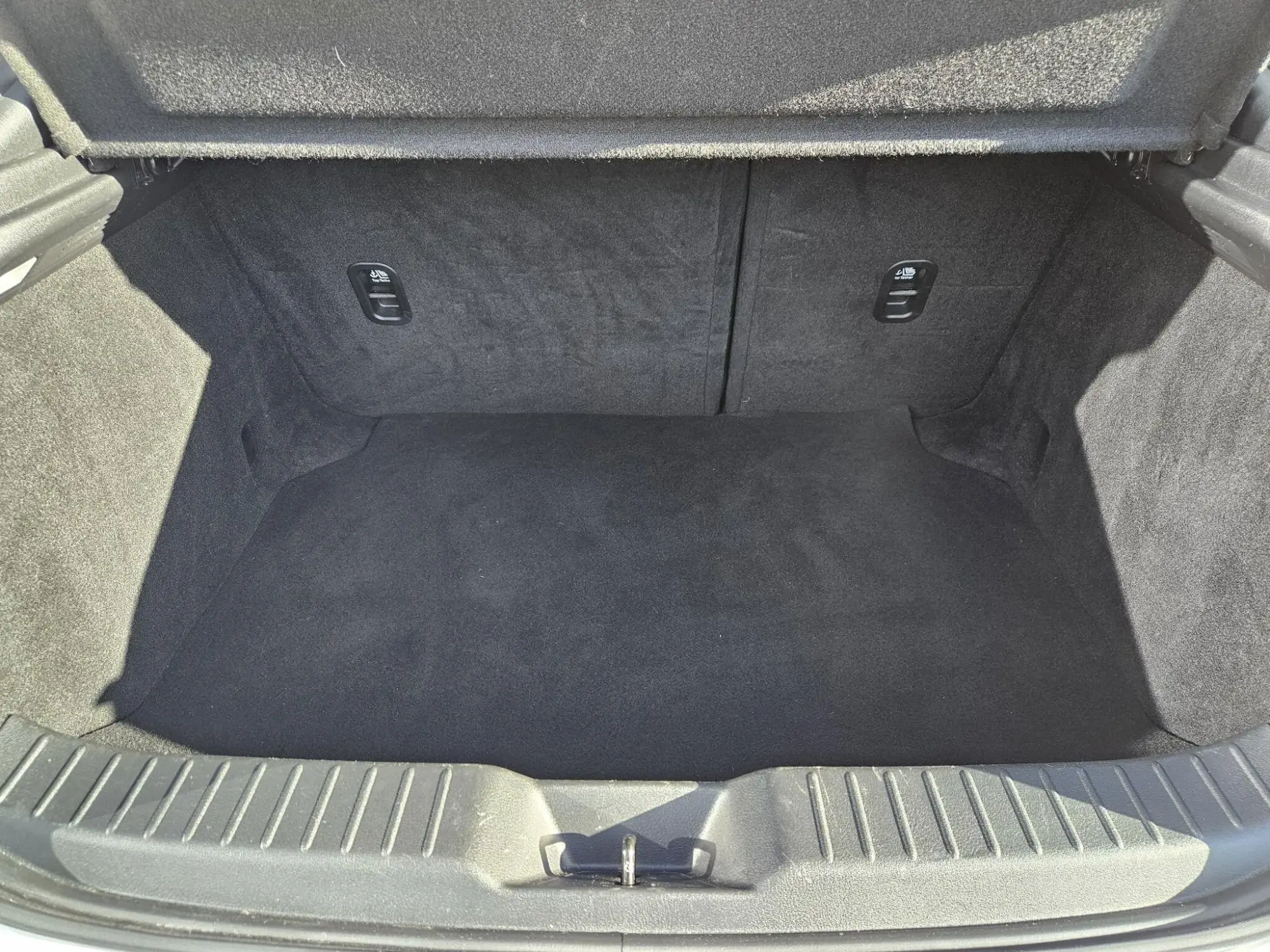 Mazda3 Image 10 Mazda3 Image 10