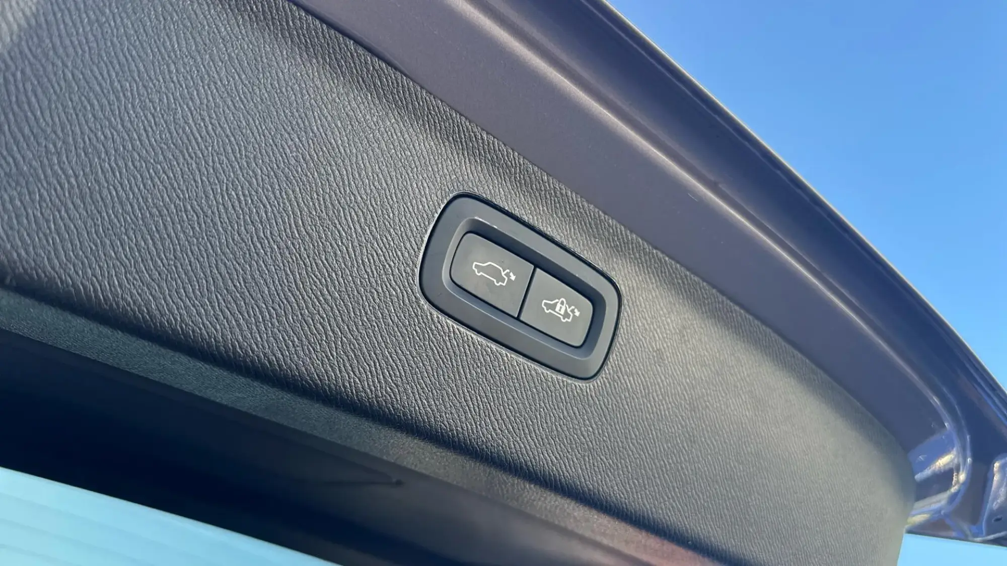 Volvo XC90 Plug-In Hybrid Image 16 Volvo XC90 Plug-In Hybrid Image 16