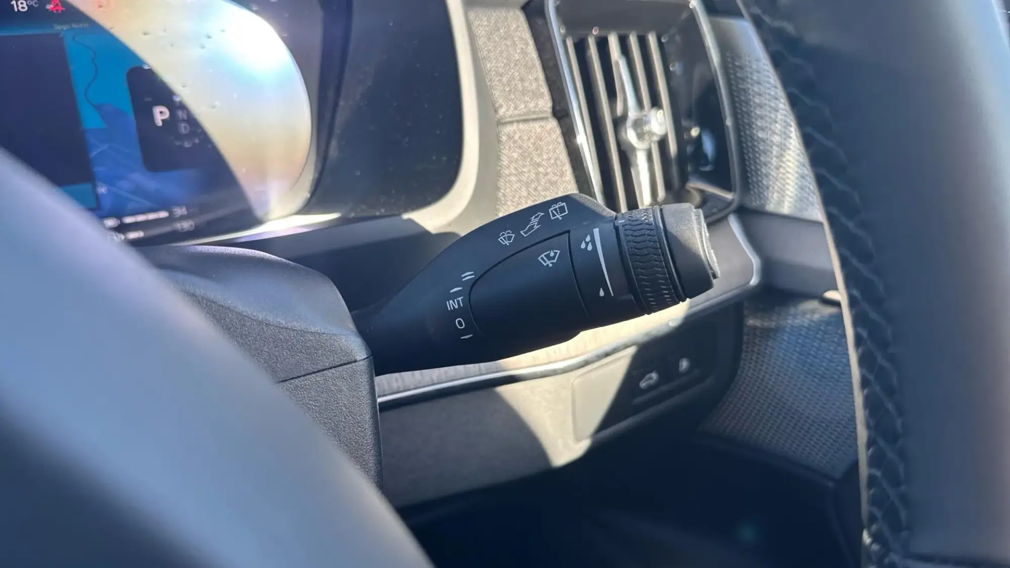 Volvo XC90 Plug-In Hybrid Image 29 Volvo XC90 Plug-In Hybrid Image 29
