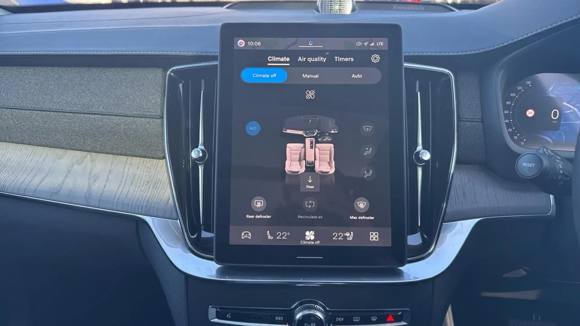 Volvo XC90 Plug-In Hybrid Image 40 Volvo XC90 Plug-In Hybrid Image 40