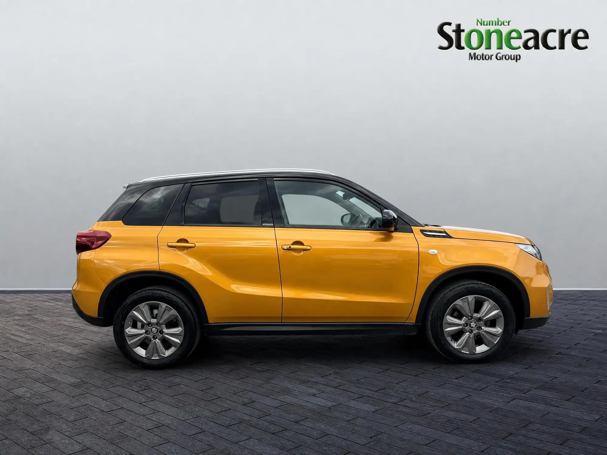 Suzuki Vitara Image 2