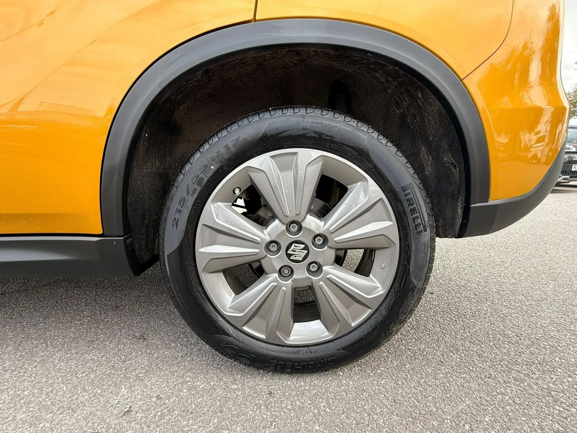 Suzuki Vitara Image 9