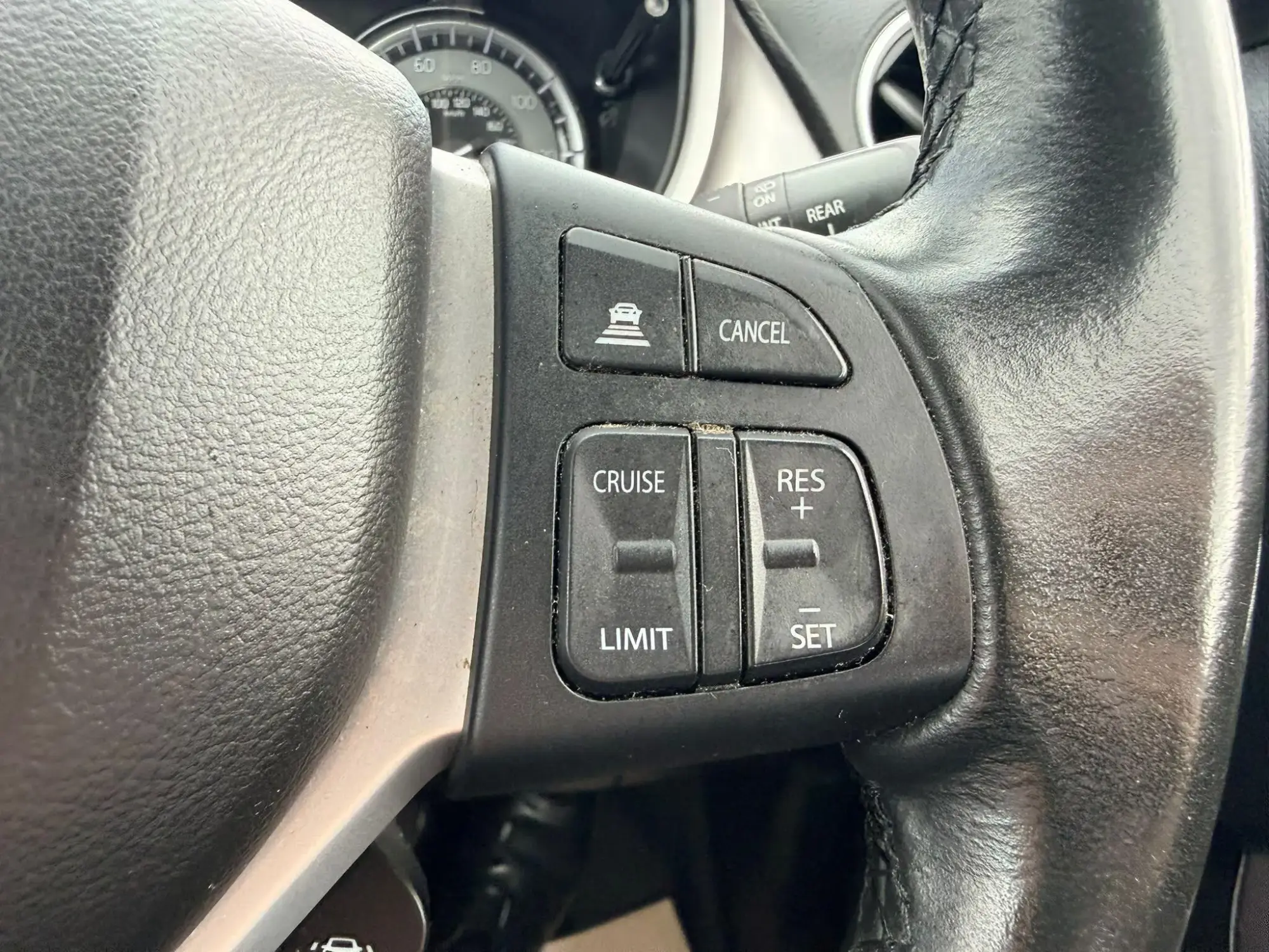 Suzuki Vitara Image 16