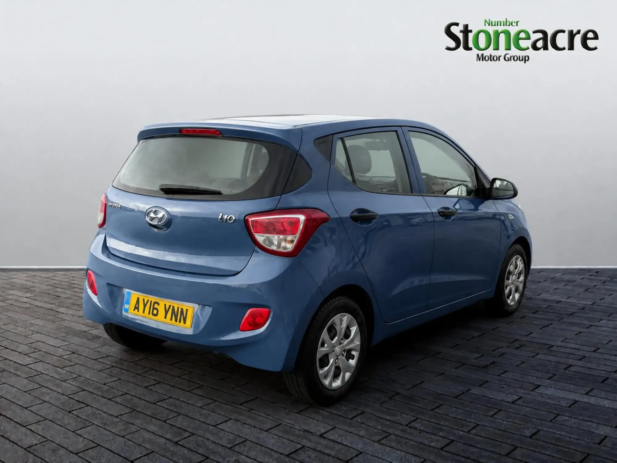 Hyundai i10 Image 8