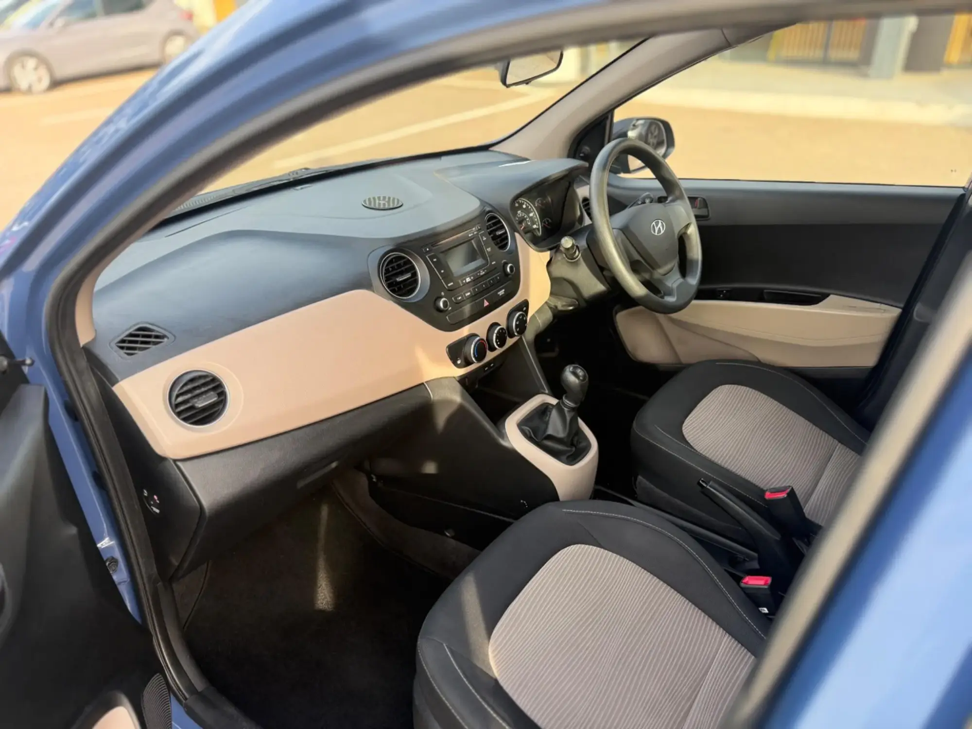 Hyundai i10 Image 9