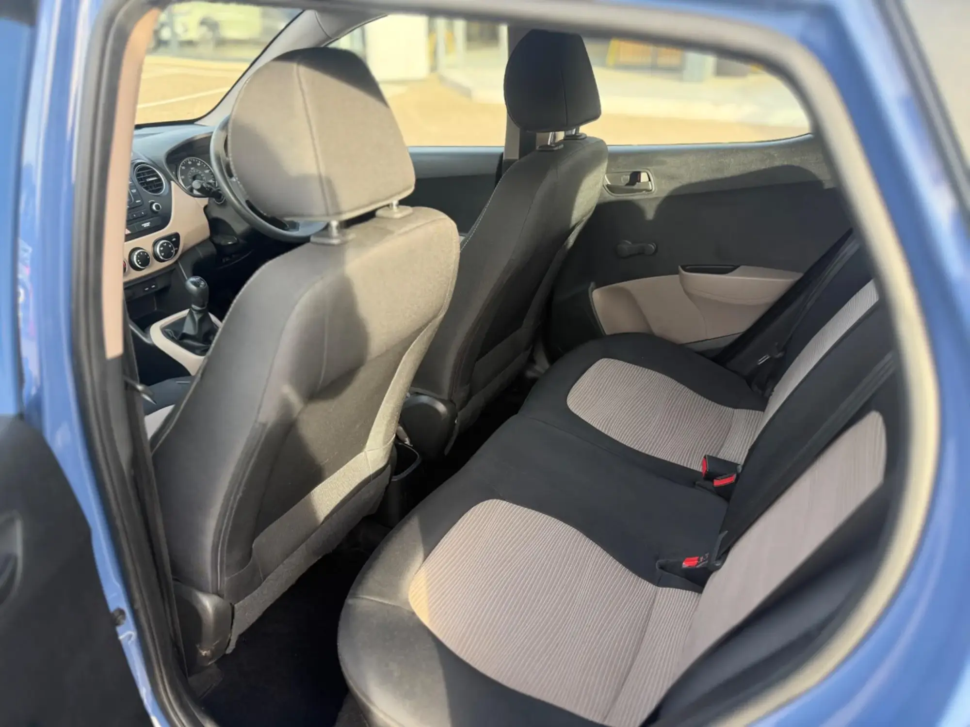 Hyundai i10 Image 13