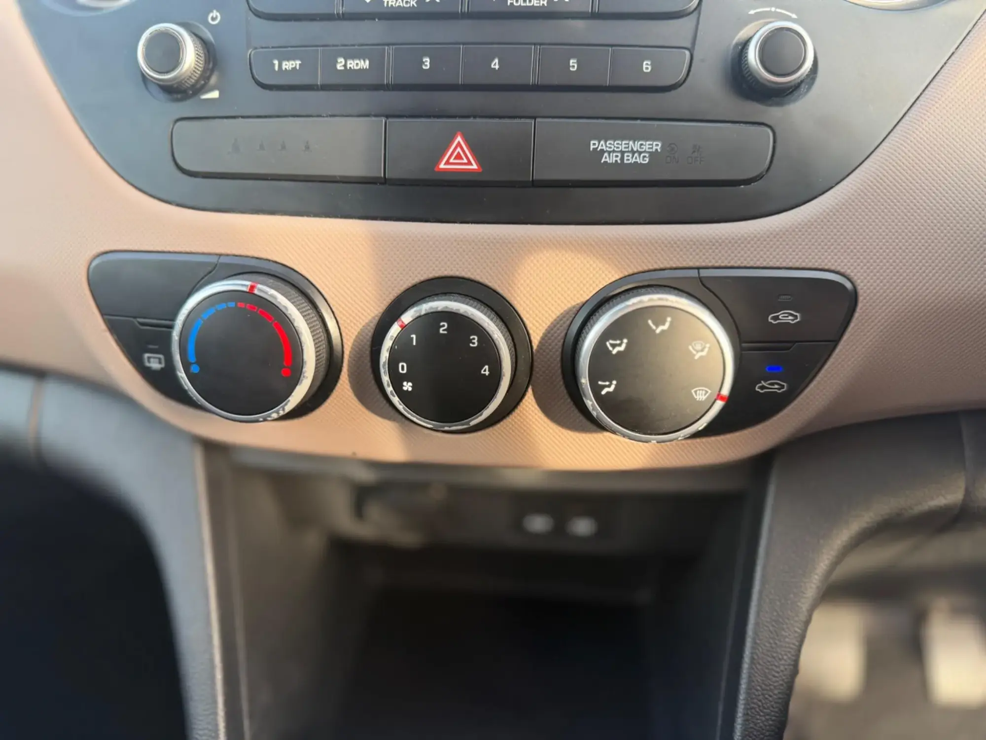 Hyundai i10 Image 15