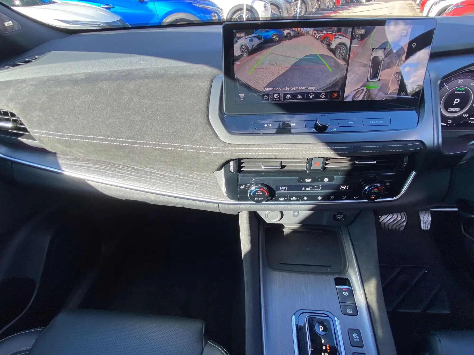 Nissan Qashqai with e-POWER Image 12 Nissan Qashqai with e-POWER Image 12