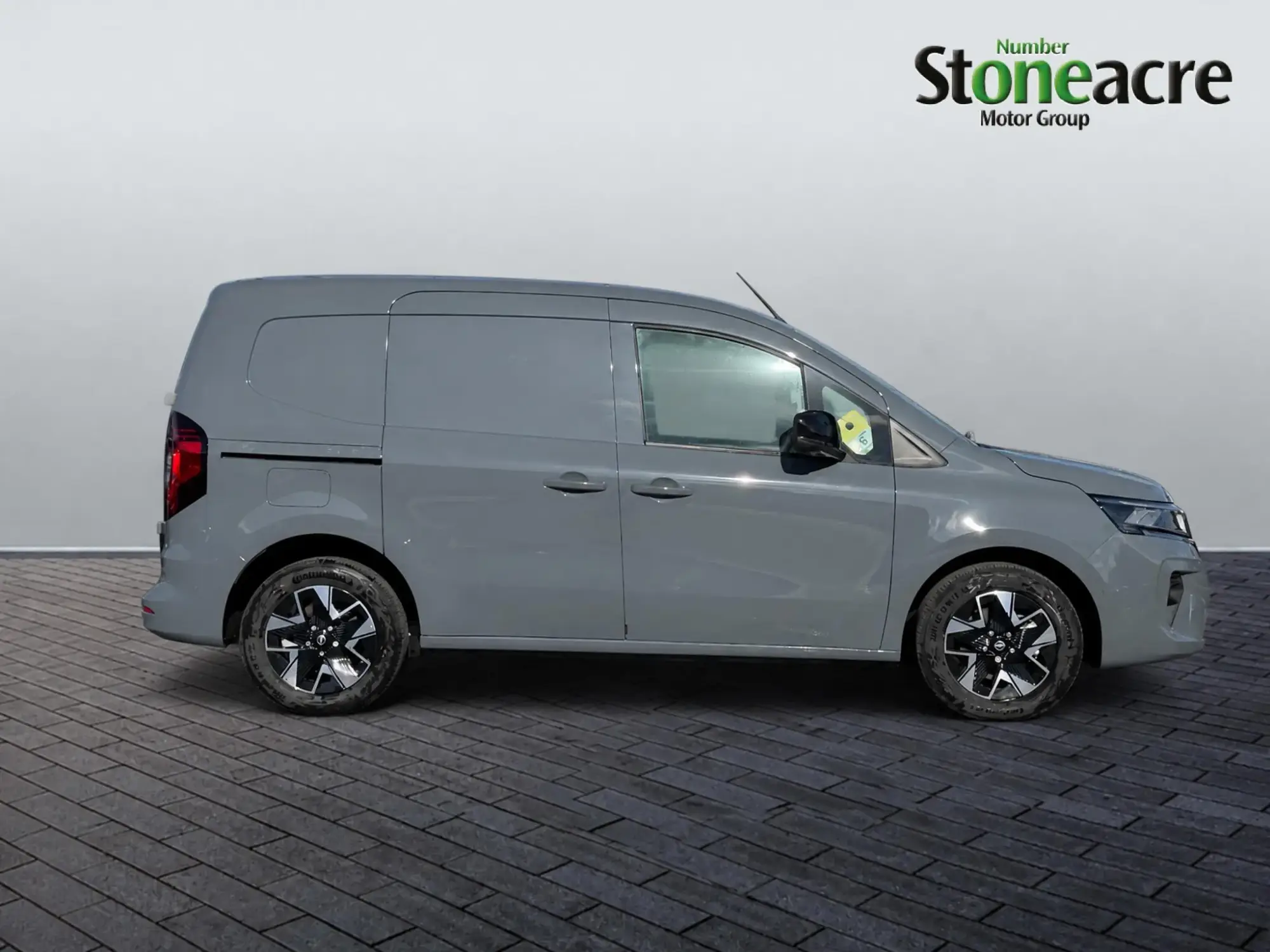 Nissan Townstar 90kW Tekna+ Van Auto 45kWh FY76KNW Image 2