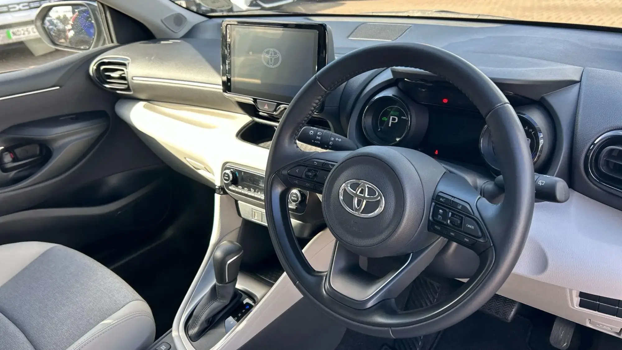 Toyota Yaris Image 10 Toyota Yaris Image 10