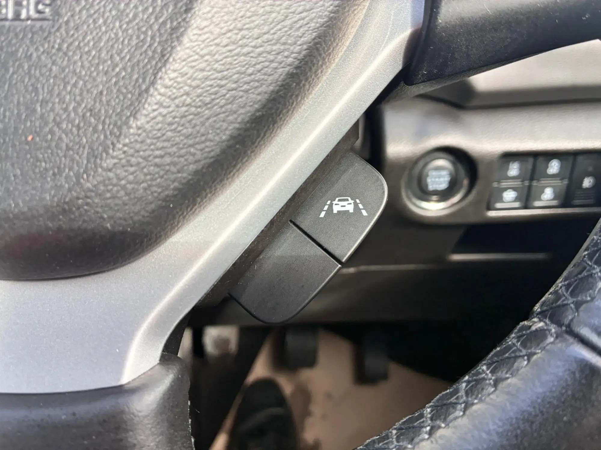 Suzuki S-Cross Image 15 Suzuki S-Cross Image 15