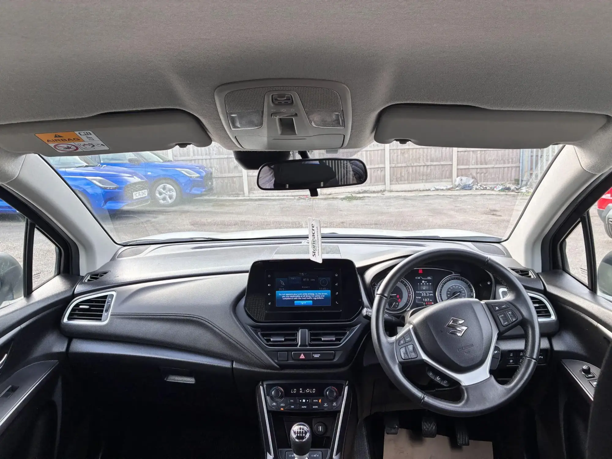 Suzuki S-Cross Image 9 Suzuki S-Cross Image 9
