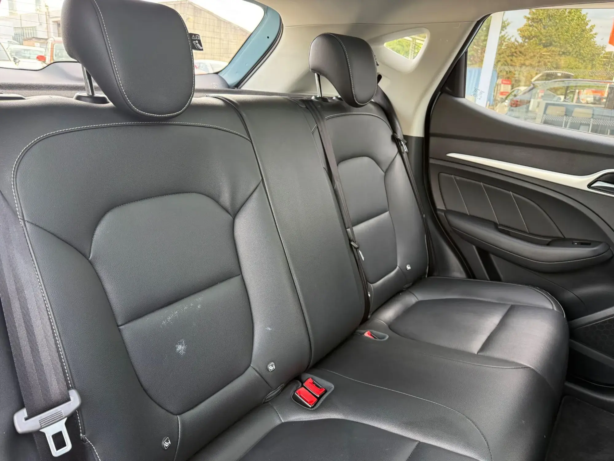 MG ZS EV Image 14