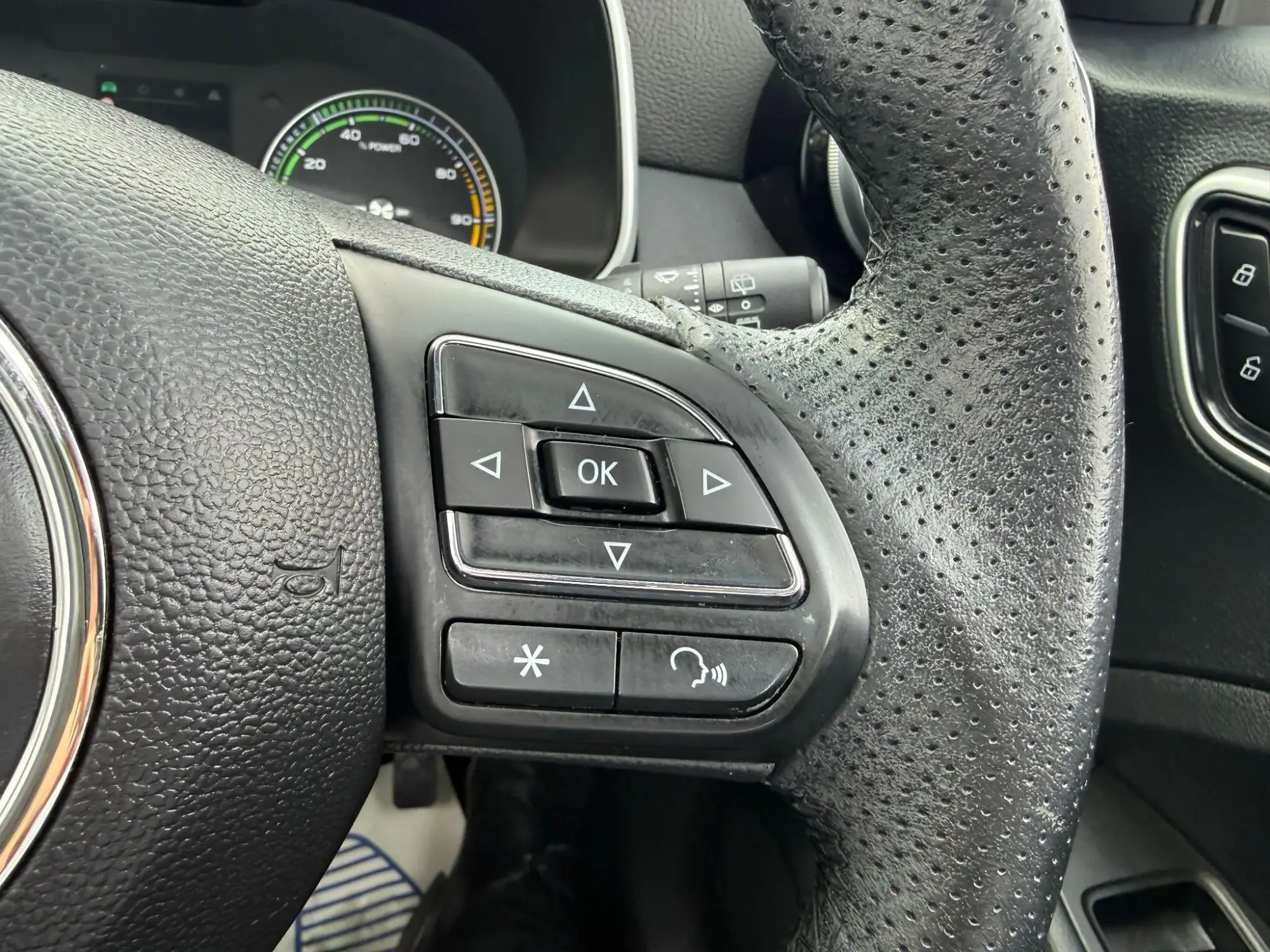 MG ZS EV Image 17